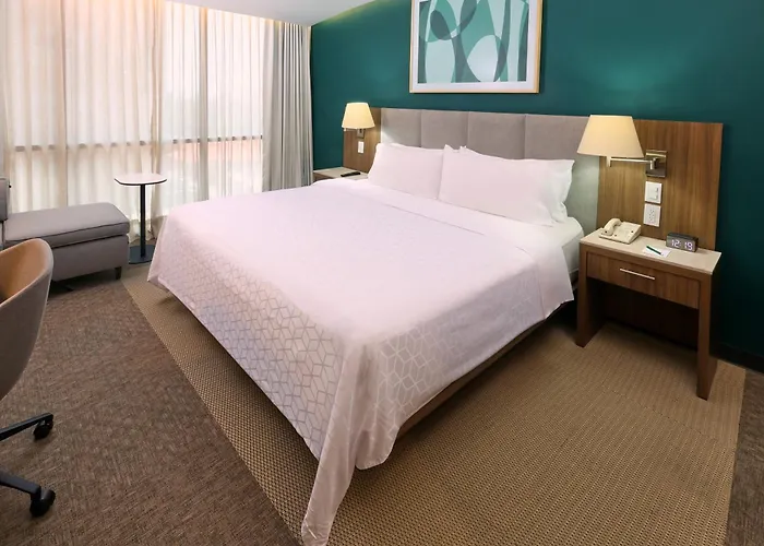 Hotel Hotel&suites Medica Sur By Ihg