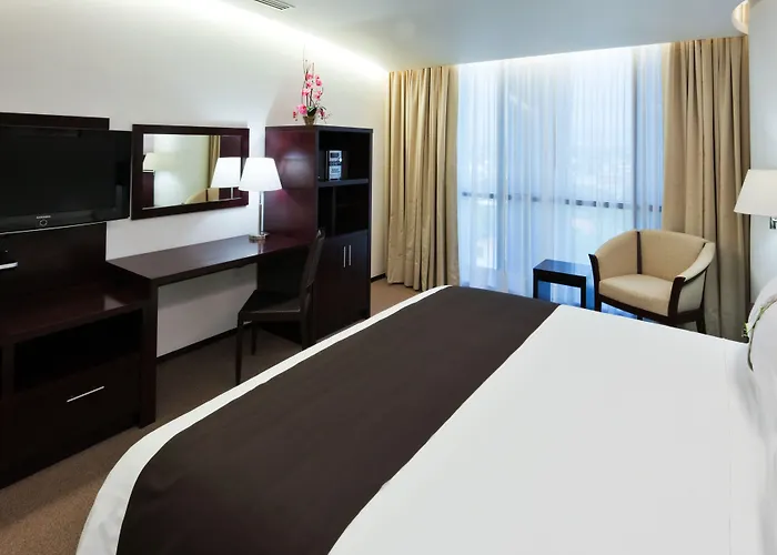 Hotel&suites Medica Sur By Ihg Hotel