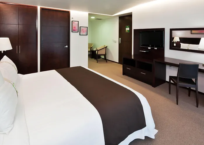 Hotel&suites Medica Sur By Ihg Hotel