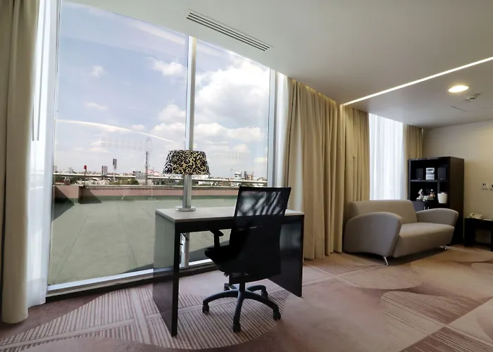 Hotel&suites Medica Sur By Ihg