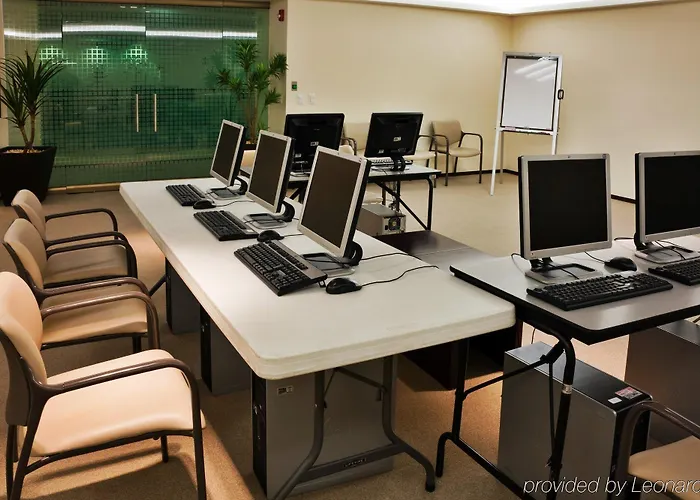 Hotel Hotel&suites Medica Sur By Ihg
